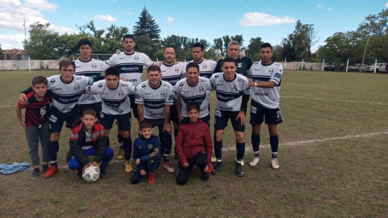 Libertad goleó en 12 de Octubre