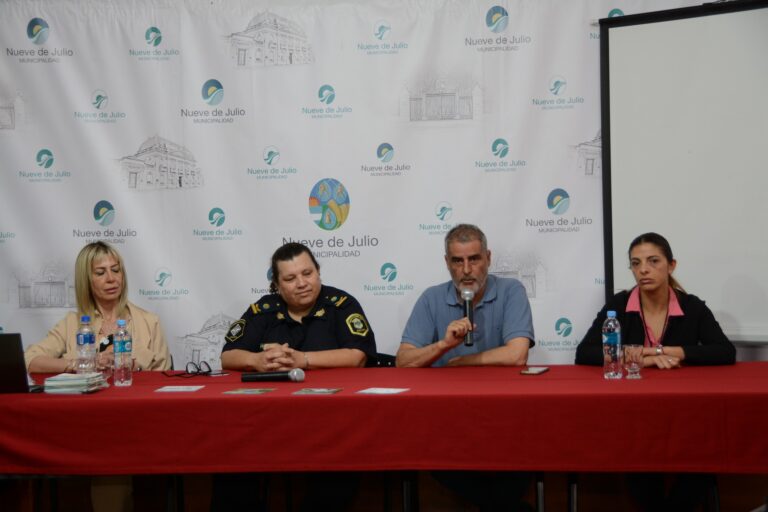 Capacitan a personal policial y agentes de Tránsito