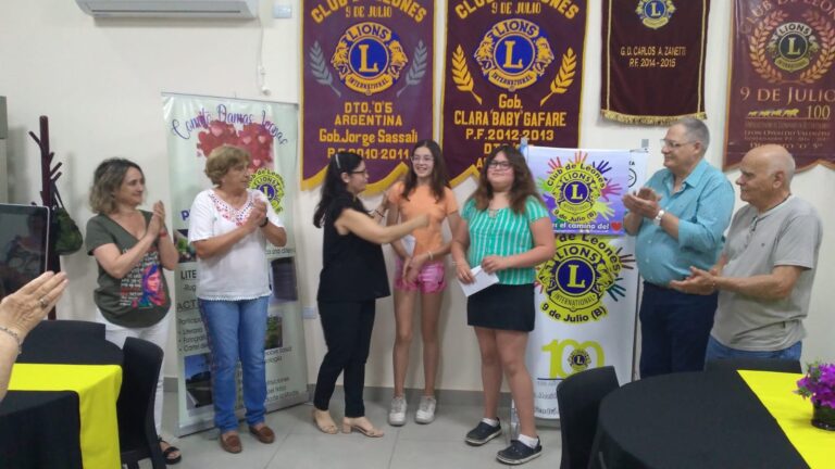 «Cartel de la Paz»: el Club de Leones entregó premios