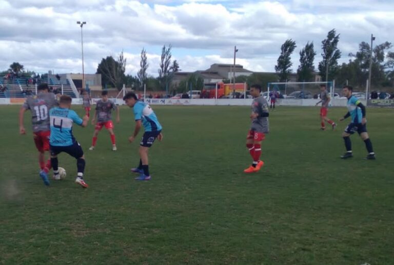 Cuarta División: San Martín sigue como puntero