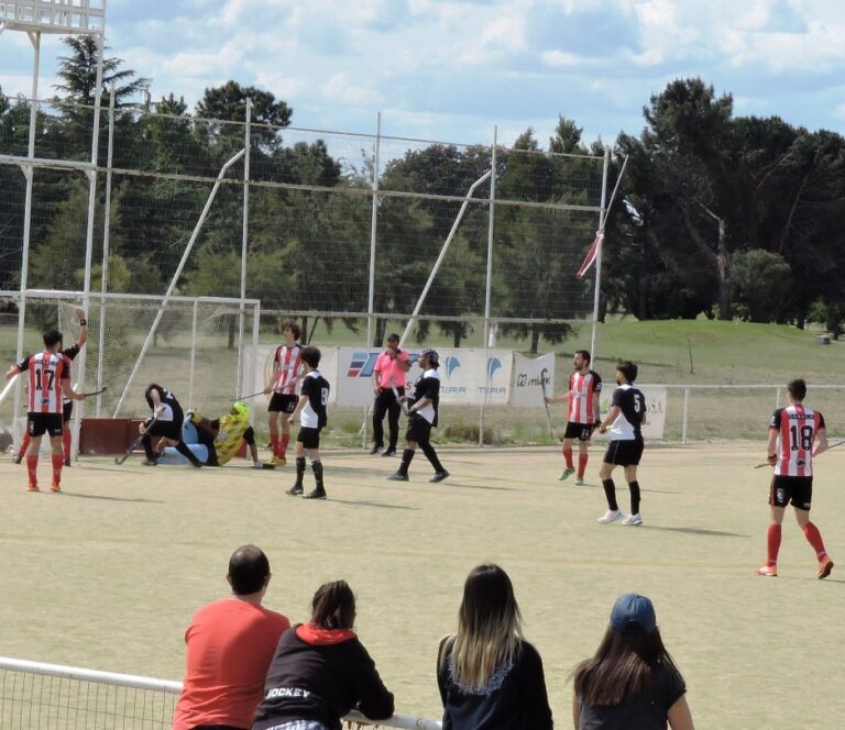 Hockey masculino: los play off se juegan en 9 de Julio