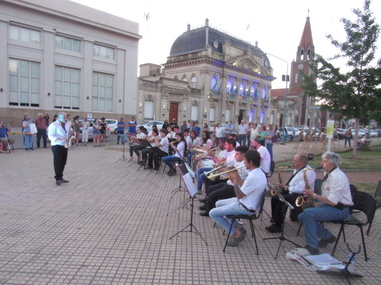 Banda Municipal: hoy Ensayo en la Vereda
