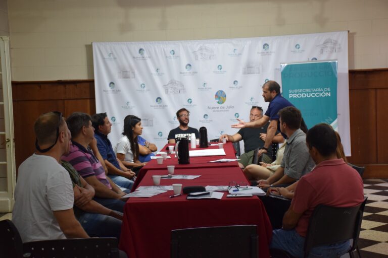 Nueva reunión para coordinar la presencia nuevejuliense en la Megamuestra