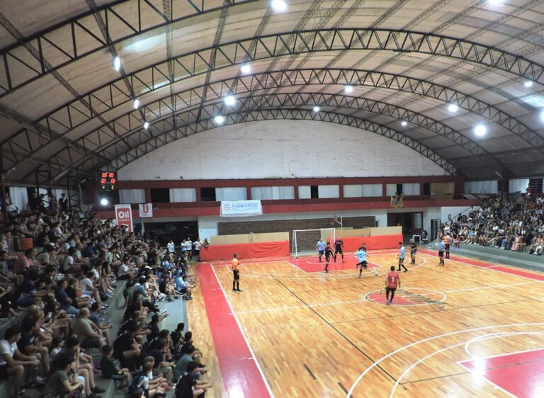 El Futsal comenzó con muchos goles