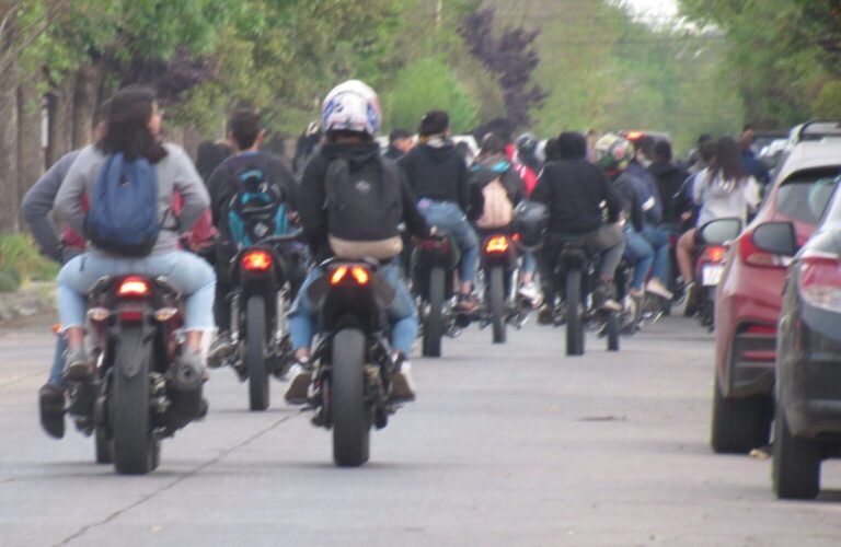Motos: malestar por los ruidos durante el fin de semana
