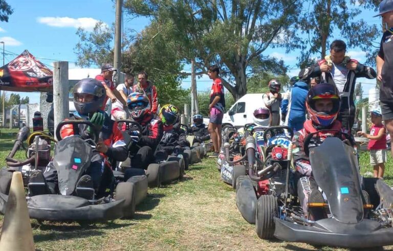 Más de 50 pilotos probaron en el Kartódromo