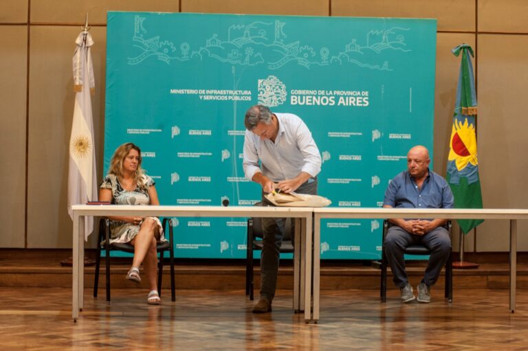 Agua de red: licitan obras para Dudignac y Pirovano