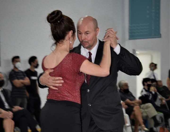 Pareja de tango premiada en el Campeonato «Carlos Gardel»