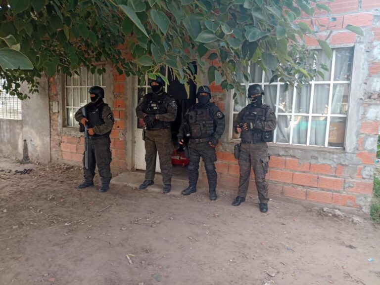Lesiones – Coacción Agravada: secuestro de arma blanca