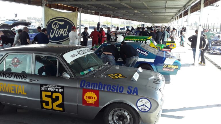Llegan al Autódromo las «Glorias del TC»
