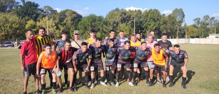 Primera B: Estudiantes alcanzó a Patricios