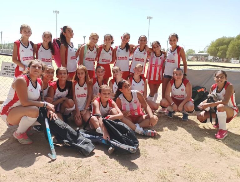 Oficial de Hockey: Atlético visitó a Sarmiento de Junín