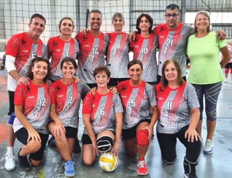 Newcom: también jugó el equipo mixto de Atlético