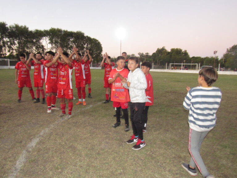 Fútbol de Primera «A»: se juega en tres horarios