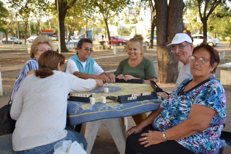Grato encuentro recreativo para Adultos Mayores