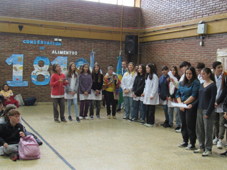 En la Escuela Técnica 2, un acto con mucha pasión