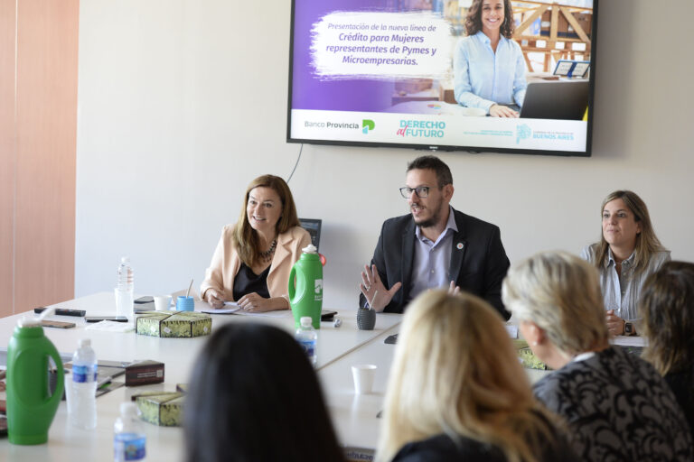 Otorgaron más de 370 préstamos a pymes lideradas por mujeres