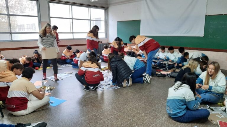 Habitando Aulas: orientación laboral para los jóvenes