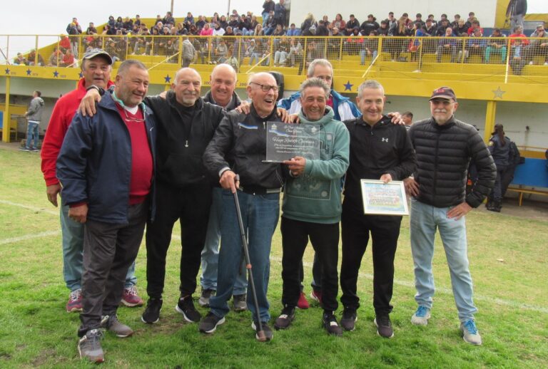 Hugo Rodolfo Ostolaza: un apasionado del fútbol