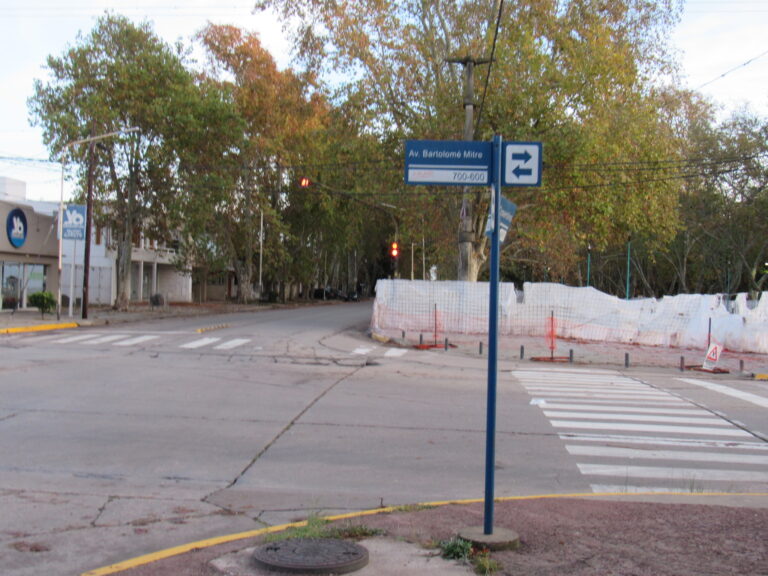 Obra: desvío de tránsito en Mitre y Cosentino