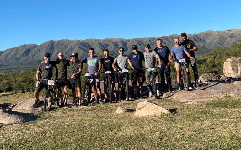 Ciclistas nuevejulienses corrieron el “Desafío Río Pinto”
