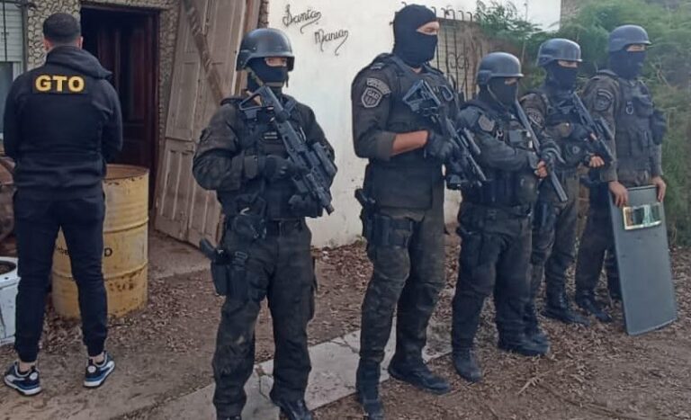 Allanamiento: secuestran arma de fuego y una cuchilla