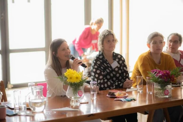 Mujeres Pro de la Cuarta Sección se reunieron en 9 de Julio