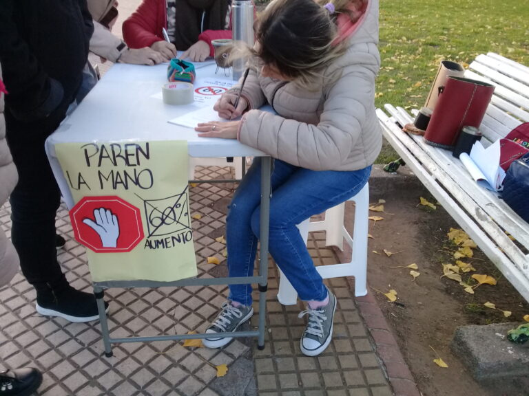 El petitorio se puede firmar en 15 comercios