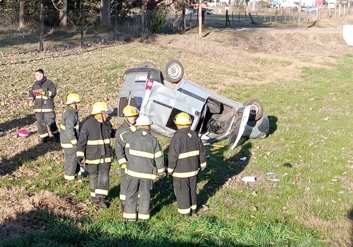 Vuelco en Ruta 5, cerca de 9 de Julio