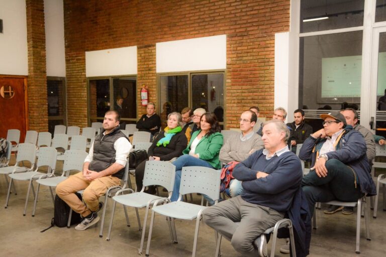 Emergencia Agropecuaria: se realizó una charla en la Rural