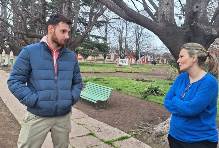 María José Gentile transmite sus propuestas en las localidades