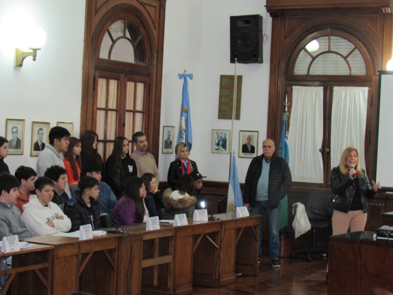 Todas las secundarias participaron del Parlamento Juvenil del Mercosur