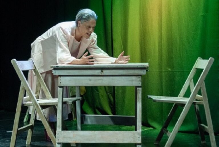 El unipersonal “Elisa” llega a la Biblioteca Ingenieros