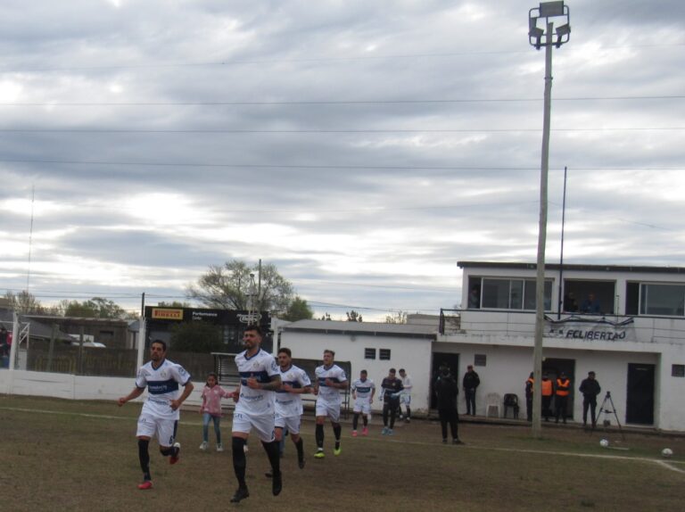 Se deberán jugar partidos los días viernes