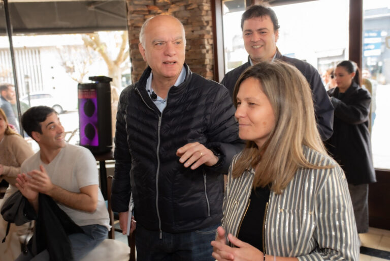 Néstor Grindetti brindó su apoyo a María José Gentile
