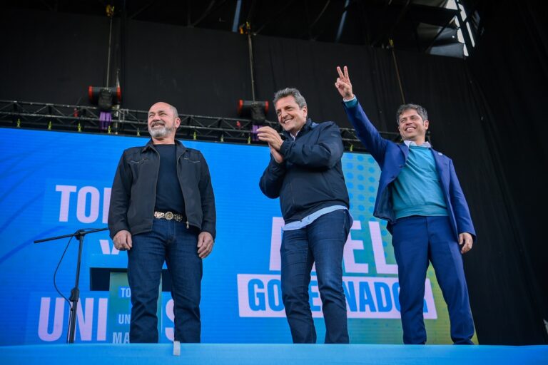 Kicillof: compartió un acto con Massa y Secco en Ensenada