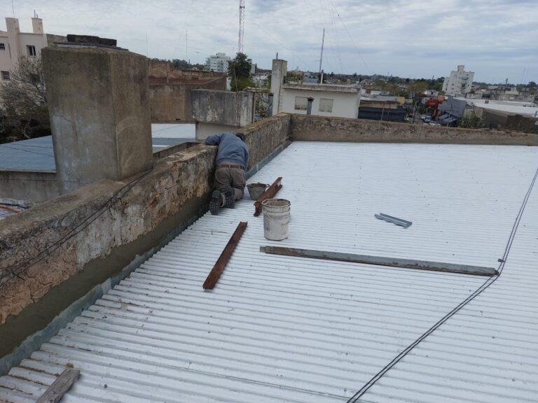 Se realizan obras en la Estación de Policía