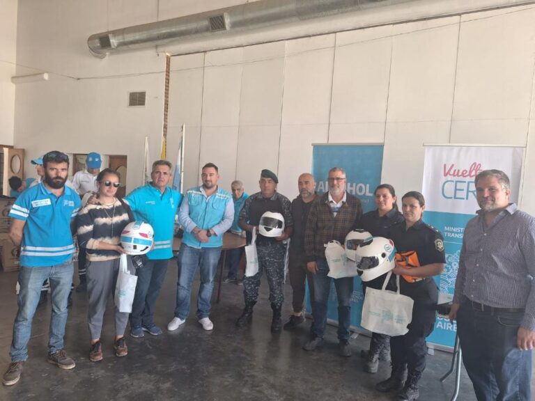 Entrega de cascos: gestiones municipales ante la Provincia