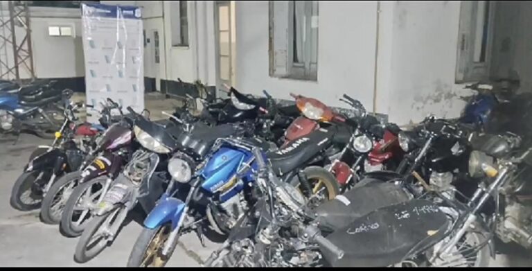 Picadas: secuestraron 14 motos y teléfonos