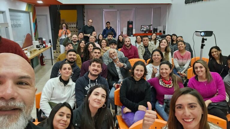 Taller sobre “Introducción a la Inteligencia Artificial y ChatGPT”