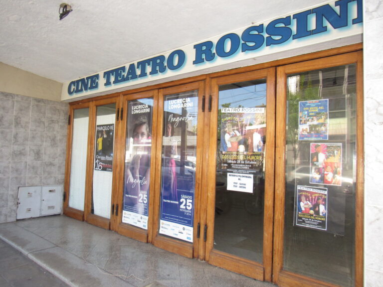 «Dos locos del humor 2023», en el Teatro Rossini