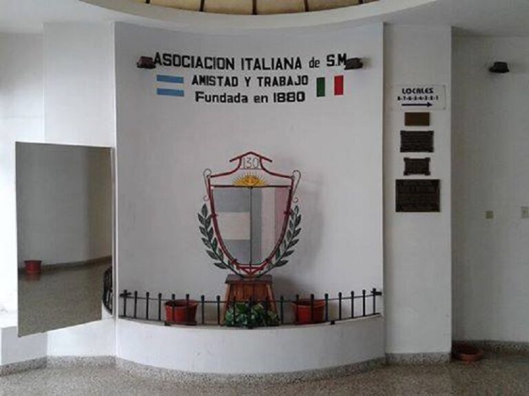 Festejos por el 143° aniversario de la Asociación Italiana