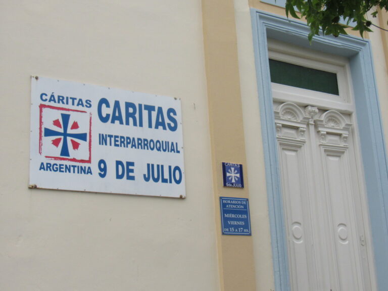 Cáritas 9 de Julio organiza la Campaña Navideña