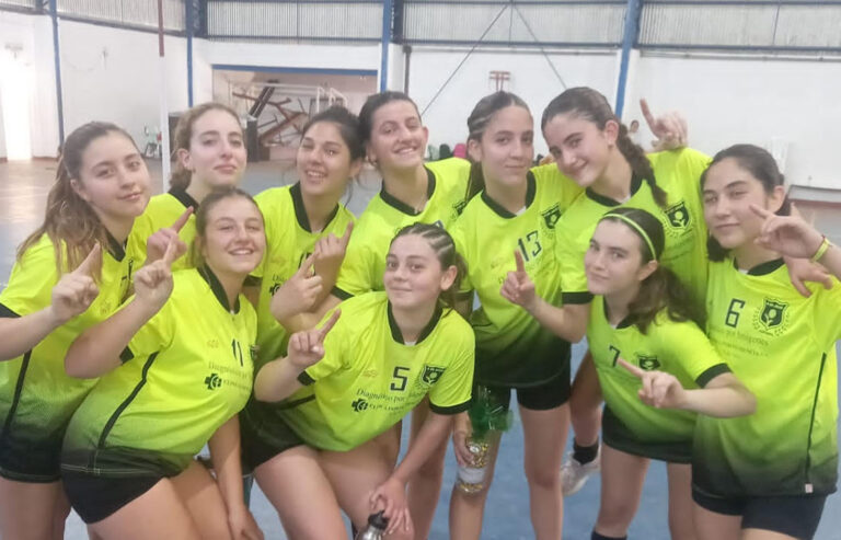 Cestoball: el Sub 17 del CEF de 9 de Julio salió Campeón