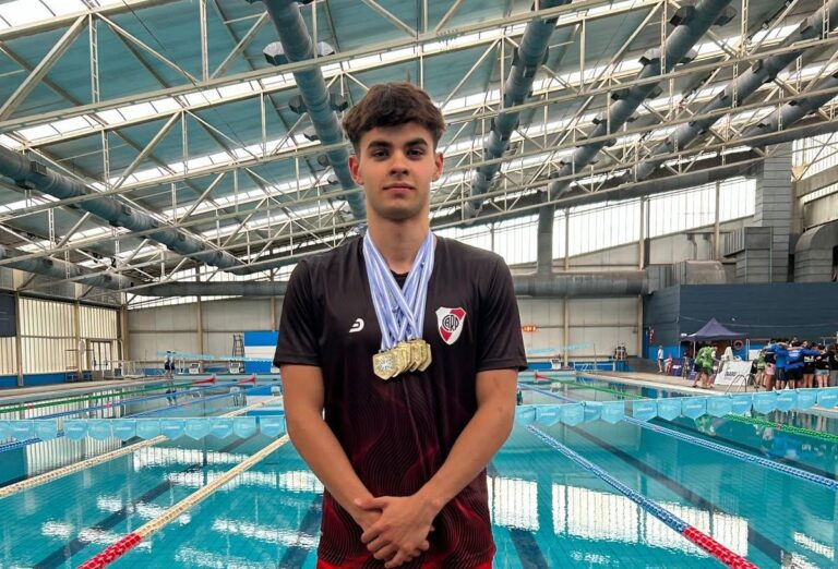 Natación: buena labor de Theo Gonzalo y Valentino Potetti