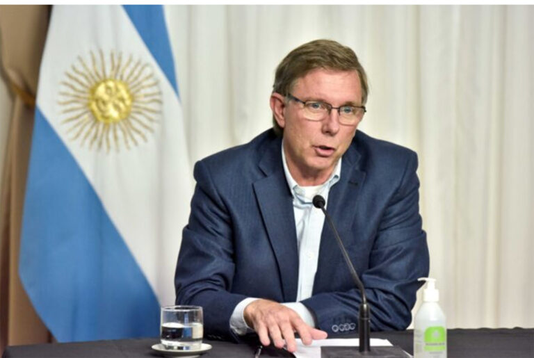 El secretario de Agricultura aseguró que “el Gobierno procura bajar los impuestos a los productores”