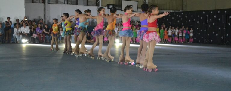 Patín: más de 90 patinadoras, en el Club San Martín