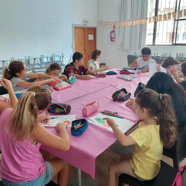 Segunda semana de los talleres de verano en la Biblioteca Ingenieros