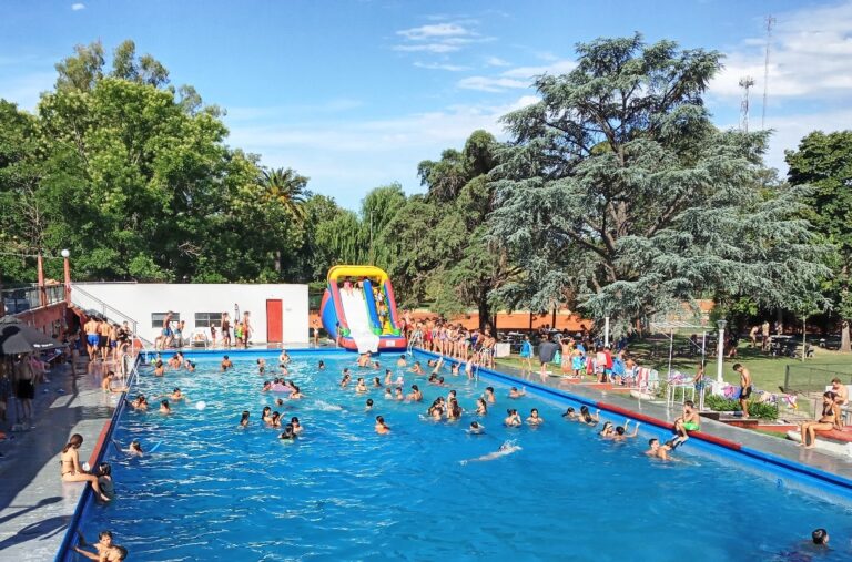 Recambio en la Colonia de Vacaciones del Club Atlético