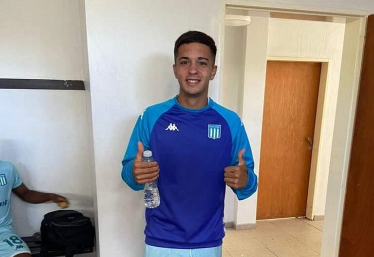 Bautista Espinosa de Racing a Bulgaria